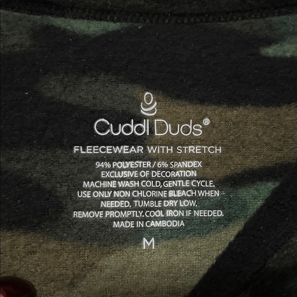 Cuddl Duds Camo Fleece Long Sleeve Shirt - Picture 2 of 3